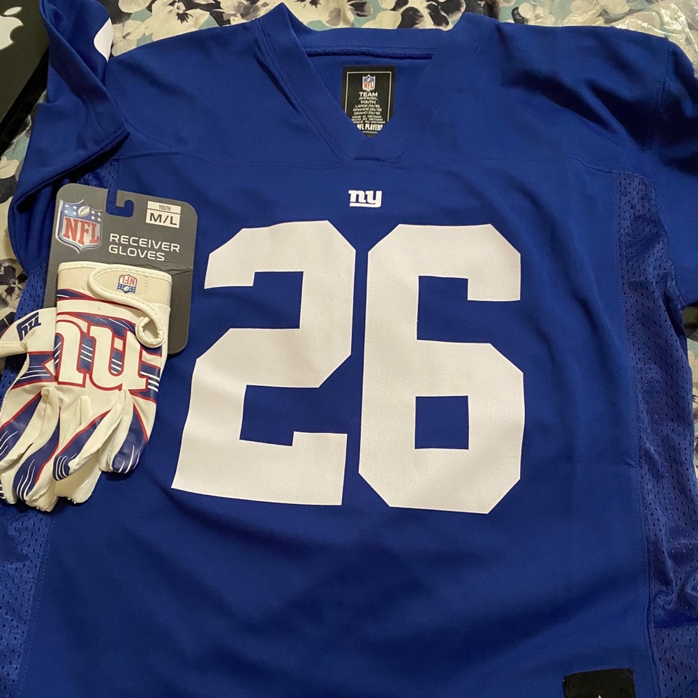 NY Giants Jersey + receiving gloves